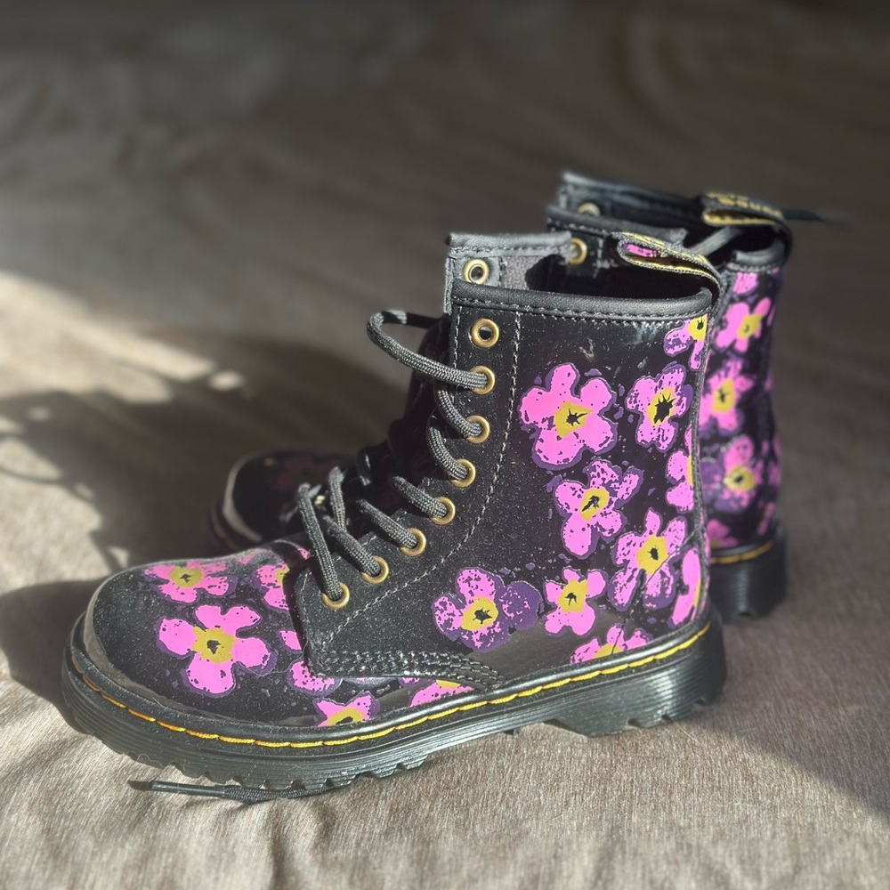 Dr. Martens Kids Boots Black with Pink Floral